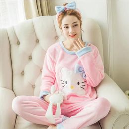 Home Kleding 2024 Girl's Hello Kt Flanel Pyjama Sets schattige dierencartoon Winter Winter Warm slaapkleding Unisex Kleding voor vrouwen Groothandel