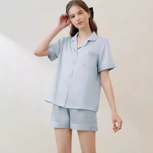Vêtements à domicile 2024 Été dames Sweet Satin Silk Elegant Coumle Couleurs Pyjamas Set à manches courtes Pantal