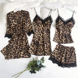 Vêtements à la maison 4pcs Leopard Pyjamas Suit en satin Brown Nightwear Loose Sleepwear Pyjamas Arrivée Nightgown Sexy