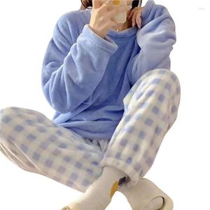 Vêtements à domicile automne flanelle hivernale des pyjamas pour femmes