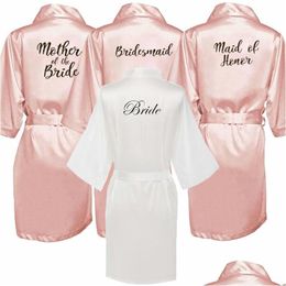 Huiskleding bruid bruidsmeisje gewaad met witte zwarte letters moeder zus van de bruiloft cadeau badjas kimono satijnen gewaden drop deli dhxp4