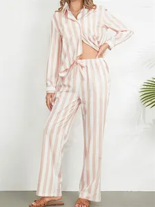 Vêtements à domicile Chronstyle Femmes à rayures Imprimé 2 pièces Pyjama Définit les chemises à manches longues en haut avec des poches Pantalons Sleepwear