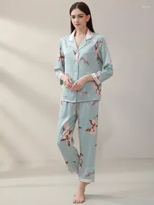 Accueil Vêtements Classique Bleu Foral Long Ensemble Pyjama En Soie Pour Femmes De Haute Qualité En Gros Vêtements De Nuit