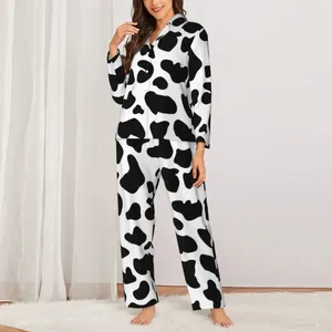 Accueil Vêtements Vache Imprimé Pyjama Ensemble Automne Ferme Animal Mignon Vêtements De Nuit Femmes 2 Pièces Rétro Surdimensionné Motif Vêtements De Nuit Cadeau D'anniversaire