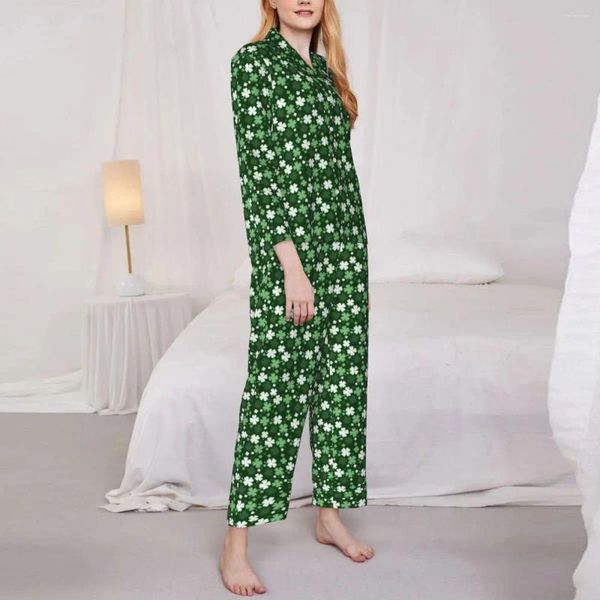 Vêtements à domicile Green Shamrock Sleepwear Spring St Patricks Day Pajama Vintage surdimension