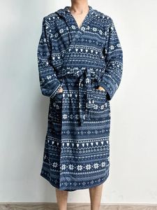 Accueil Vêtements Schinotch Men d'hiver Polar Polar Night Robe à manches longues Capoure à capuche confortable et chaleureuse