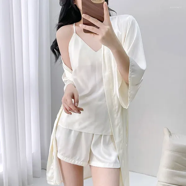 Home Vêtements Summer 3PCS PAJAMAS Set Femmes Sleepwearwearwear Sexy Kimono Bathrobe Strap Top Shorts Satin Vêtements