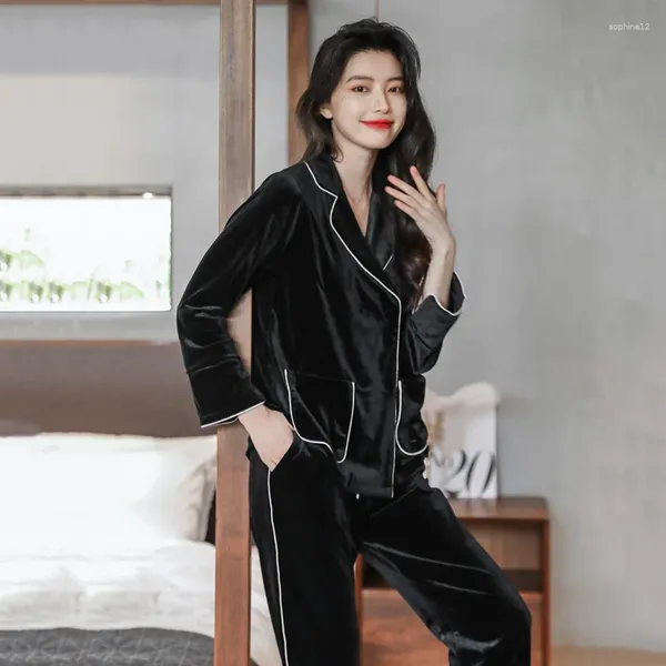 Vêtements à la maison Velvet Femmes Pyjamas Ensembles avec pantalon boutonné des vêtements de nuit décontractés