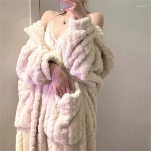 Accueil Vêtements hiver coréen polyvalent épaissison de la flanelle chaude de la flanelle chaude à manches longues pour femmes de nuit confortable