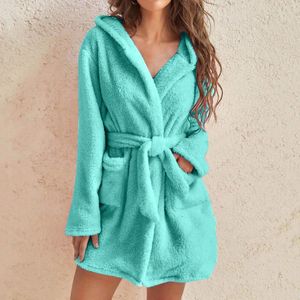 Huiskleding vrouwen capuchon fleece pyjama badjas lichtgewicht zachte pluche lange mouwen flanel slaapkleding vaste kleur loungewear gewaad