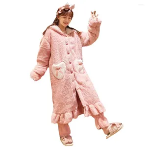 Accueil Vêtements Femmes hivernales épais chauds kawaii dessins pyjamas pyjamas en flanelle costume de nuit corail en molleton.