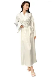 Vêtements à domicile Yaomei Bathrobe pour femmes robe de chambre Kimono Satin Silky Long Bath Robe Bridesmaid Mourinda House Coat Nightwear Pyjamas for Spa