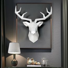 Home Decoratie Accessoires 3D Hertenkop Standbeeld Sculptuur Muur Decor Dierenbeeldje Miniatuur Moderne Woonkamer Decoratieve Kunst 231228