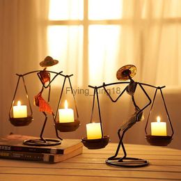 Decoración del hogar figura escultura exquisita candelabro de hierro personaje abstracto candelabro de Metal para Bar HKD230825