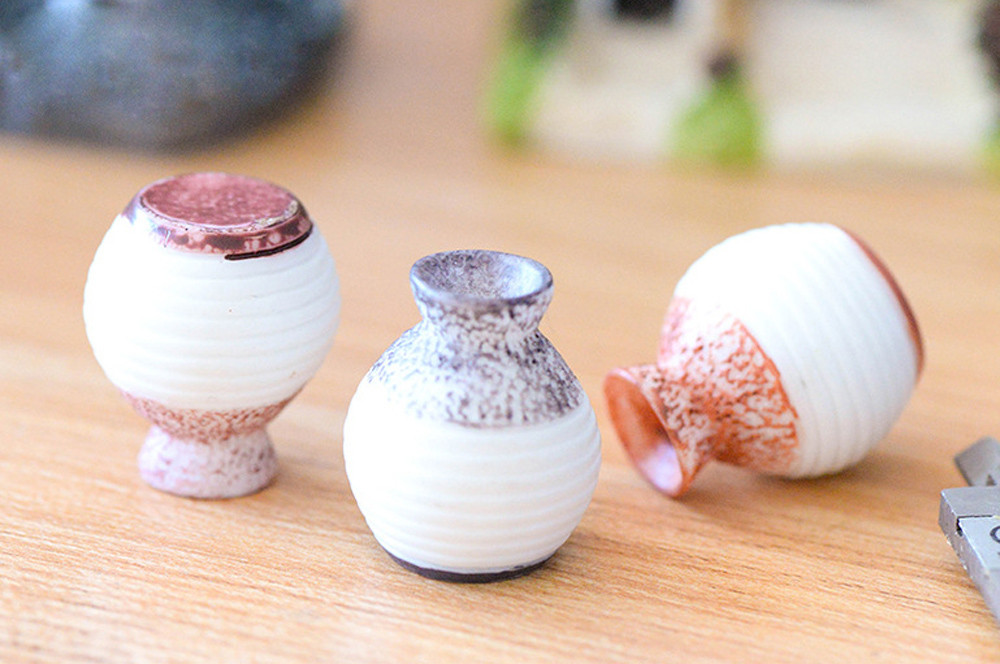 Home Decro Flower Vase Hot Selling Small Design Mini Ceramic Porcelain Vase Accessories Living Room Ornament Vase