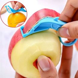 Home Potato Sublimatie Apple Tool Nieuwe ring Plastic sinaasappelschil draagbare multifunctionele fruit groentevliegtuig keukengereedschap accessoires tly021 s s s
