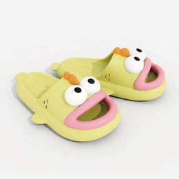 Home slippers zomerschoenen indoor sandalen schattig kleine beer dames slip zacht non -slip badkamer dek familie slippers dh27