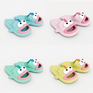 Home Slippers Summer Shoes Sandales intérieures mignonnes petites ours dames glissa