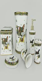 Ensemble de salle de bain en porcelaine à usage domestique, 6 pièces, maison publique, motif de cheval coloré, os en céramique, china5451852