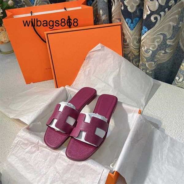 Casa para mujeres oran paris sandalias planas zapatillas de cuero para mujeres plano oran sandalias de diseñador de playa playa tabla alta para mujeres 2024 estilo de fondo