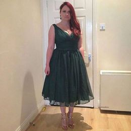 Homecoming V Neck Tail Party -jurken Korte prom Deses A Line Chiffon Green Ruffle Eveing Jurken V71 0510