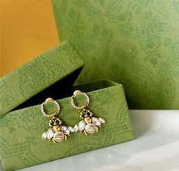 Honeybee Pendant Charme d'oreille Brotte Classic Boucles d'oreilles Gold Femmes Luxury Vintage Stud Lady Classy Ear Ored Ored6282669