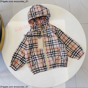 Hooded jas baby lente en herfst zomer sprintjack luxe jas hoogwaardige kinderkleding met shorts high -end kinderjas