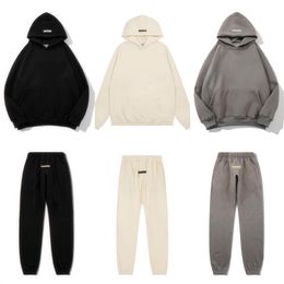 Sweat à capuche Essentialls Sweats à capuche Designer Hommes Femmes Sweat à capuche Mode Lâche Manches longues Poche sans chapeau Vêtements de haute qualité Coton Femmes Sweatshirts avec 1977