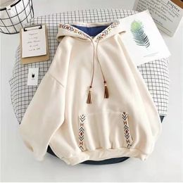 Sweats à capuche Baggy Mignon Lâche Plaine Hauts À Capuche Kawaii Sweats pour Femmes Coton Nouveauté Chaud Épais Designer Dans Les Vêtements Féminins 240115