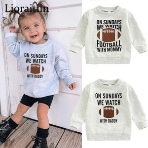 Hoodies Sweatshirts -09-02 Lioraitiin 0-6Years Peuter Kinderen Meisje Jongen Sweatshirt Bal Seizoen Papa Mama Letters Voetbal Print Trui Tops 230905