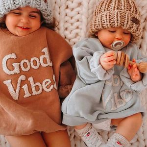 Hoodies sweatshirts herfst winter kinderen sweatshirts brief print babyjongens lange mouwen pluche dikke top truien peuter katoenen pullover blouse 230821