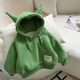 Hoodies Sweatshirts Fleecejack 2t Peuter Kinderen Baby Jongens Meisjes Effen Lange mouw 3D Cartoon Oren Capuchon Gevoerd Winter Warme Trui Tops 230925