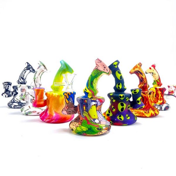 Narguilé smoke shop cigarette 5,7 pouces Pipe Silicone Bongs Cartoon Impression Mini Narguilé Rigs Concombres Bong Avec Bol En Verre Eau Multi Couleur Bong