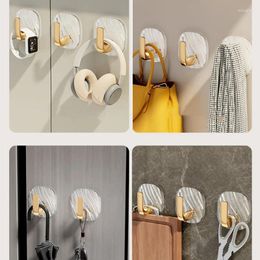 Hooks 4pcs Transparante zelfklevende wand multifunctionele sleutelkleerhanger voor badkamer en thuis eenvoudige schadevrije opstelling