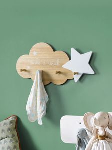 Crochets sur le mur des cintres de décoration de chambre mignonne pour enfants