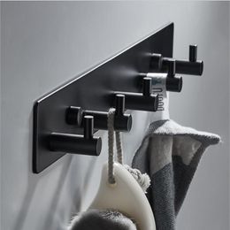 Crochets Rails noir Robe salle de bain en acier inoxydable serviette sac chapeau mural vêtements manteau cintre matériel 221121