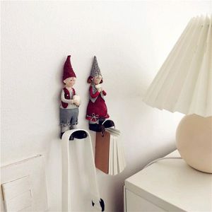 Hooks Rails Ins Koreaanse versie van Cute Girl Boy Socket Power Hook -stickers Krachtige slaapkamer muurdecoratie plakkerige hangende dingen