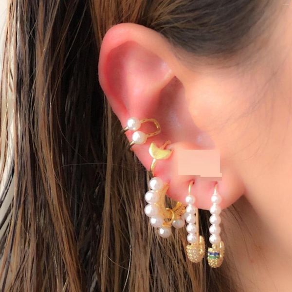 Boucles d'oreilles créoles pour femmes, bijoux d'été en perles fraîches blanches, couleur or, épingle de sûreté, bijoux tendance, 2022