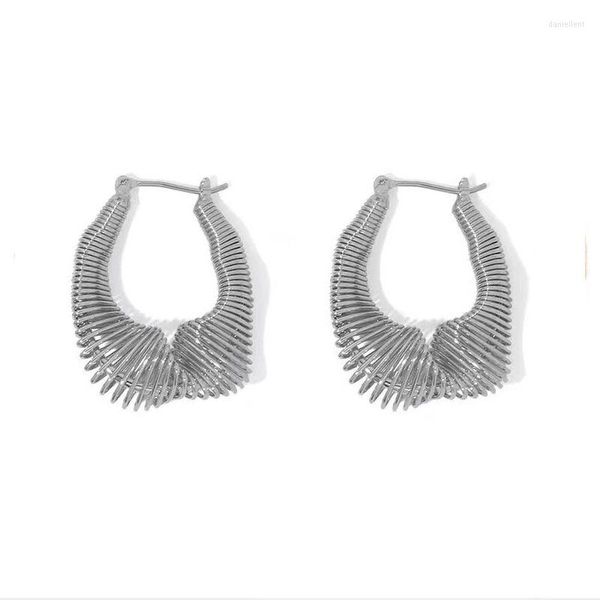 Boucles d'oreilles créoles 2023 Design bobine fil doré argent couleur métal irrégulier armure ronde pour les femmes accessoires d'oreille