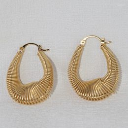 Orecchini a cerchio 2023 Trendy Golden For Women Interessante design primaverile Squisito accessorio per l'orecchio leggero Regalo Abiti da festa di nozze