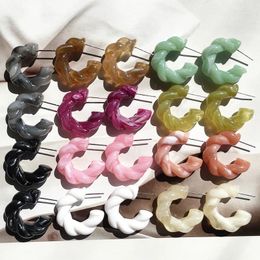 Boucles d'oreilles cerceaux 28 mm acrylique pour les femmes Twist Twist Oreille 10 couleurs en gros EH19