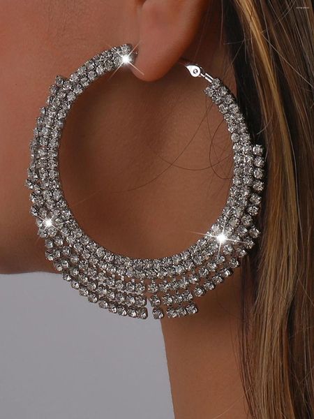 Boucles d'oreilles de cerceau 2pcs exagérés et atmosphériques en strass de femmes Tassels grands cercles accessoires de rencontres quotidiennes