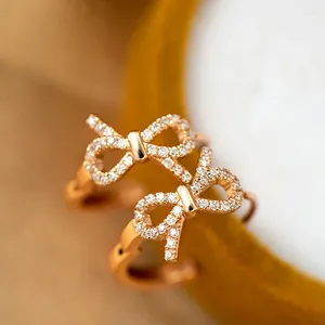 Oorringen 925 sterling zilver Modieuze zoete strik Fonkelende zirkonia Damesluxe Prachtige sieraden voor bruiloftsfeesten