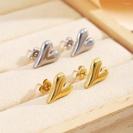 Pendientes de aro Carlidana Minimalista de acero inoxidable hipoalergénico 18K Gold Chapated Heart Heart Stand para mujeres joyas impermeables