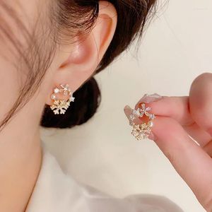 Boucles d'oreilles créoles en cuivre plaqué or 18 carats pour femmes, bijoux de personnalité Unique, incrusté de zircone, forme de flocon de neige