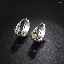 Pendientes de aro con incrustaciones de plumas creativas y modernas para hombre y mujer, amuleto de personalidad, accesorios de joyería románticos a la moda