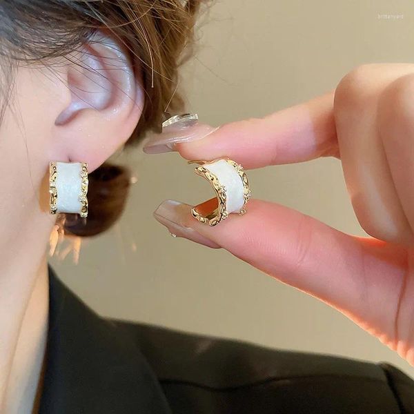 Boucles d'oreilles créoles goutte à goutte d'huile en zircone en forme de C pour femmes, bijoux de tempérament rétro français à la mode