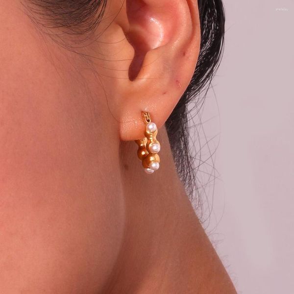 Boucles d'oreilles créoles élégantes perles plaquées or 18 carats perle en acier inoxydable pour femmes 2023 bijoux et accessoires étanches