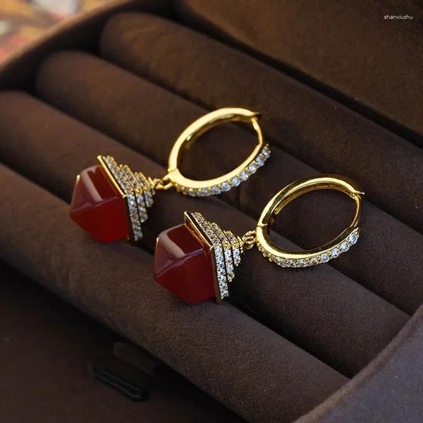 Boucles d'oreilles créoles européennes et américaines, personnalité rétro légère, luxe, boucle d'oreille pyramide