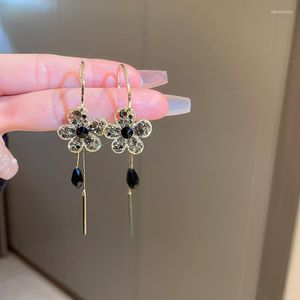 Hoepel oorbellen mode zwarte strass bloem tassel c vorm oorbel voor vrouwen vintage elegante piercing lange 2023 trendy sieraden